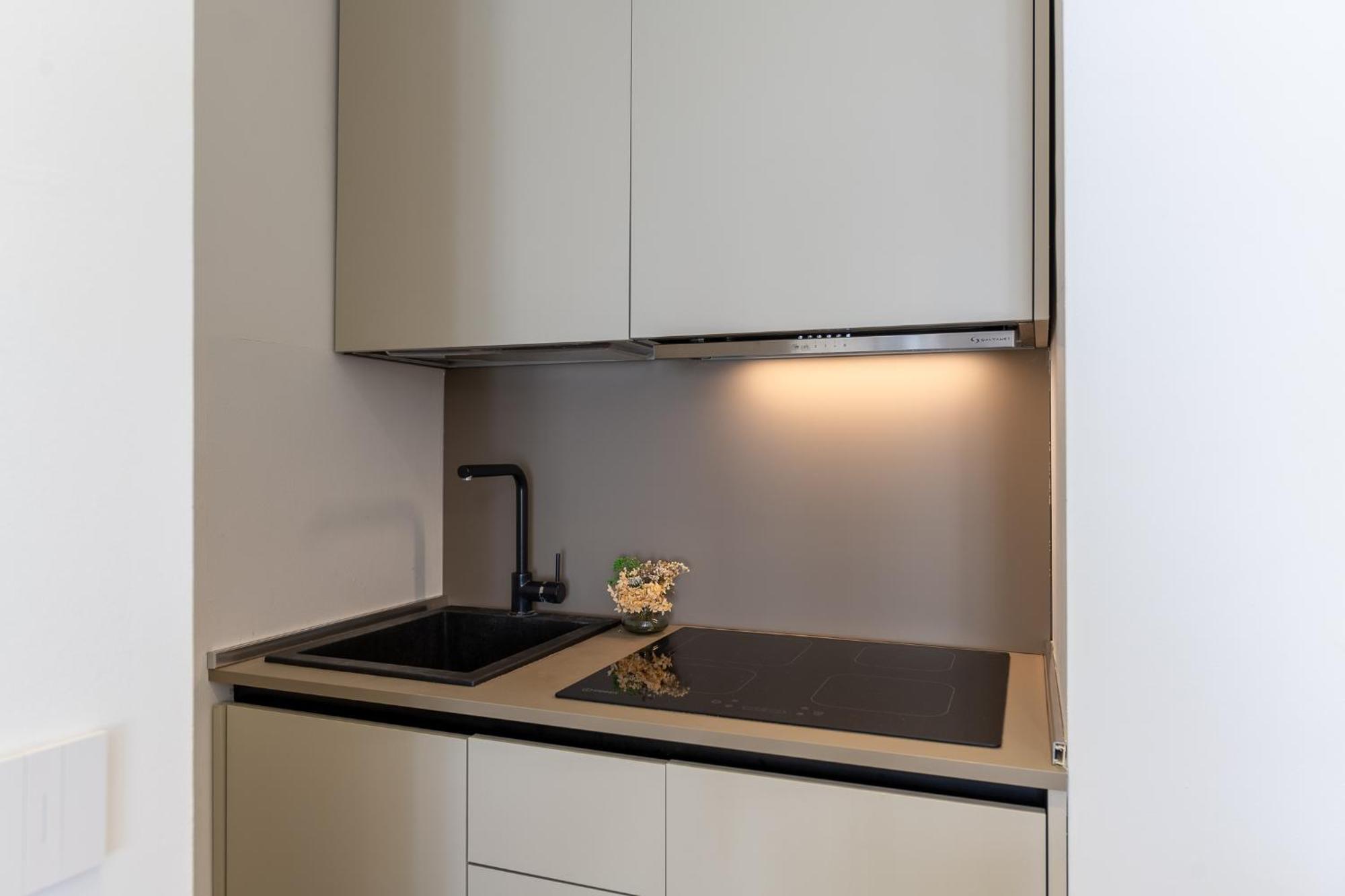 Appartamenti In Centro - Biancospino Apartments Милано Екстериор снимка