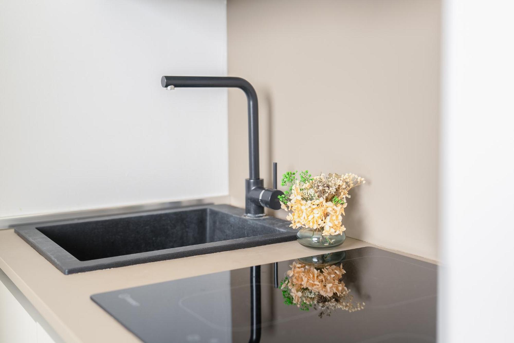 Appartamenti In Centro - Biancospino Apartments Милано Екстериор снимка